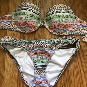 Victoria’s Secret Bikini Top & Matching Bottom